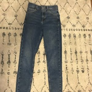 topshop medium wash jamie jean let out hem size 24